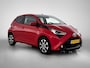 Toyota Aygo 1.0 VVT-i x-joy | Dealer onderhouden | Apple CarPlay/Android Auto | Climate Control | DAB | Automatische verlichting | Velgen | Elektrische ramen voor | Buitenspiegels elektrisch verstelbaar |