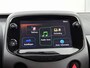 Toyota Aygo 1.0 VVT-i x-joy | Dealer onderhouden | Apple CarPlay/Android Auto | Climate Control | DAB | Automatische verlichting | Velgen | Elektrische ramen voor | Buitenspiegels elektrisch verstelbaar |