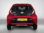 Toyota Aygo 1.0 VVT-i x-joy | Dealer onderhouden | Apple CarPlay/Android Auto | Climate Control | DAB | Automatische verlichting | Velgen | Elektrische ramen voor | Buitenspiegels elektrisch verstelbaar |