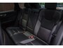 Volvo XC60 2.0 T6 Plug-in hybrid AWD HUD Panodak Leder Navi Camera Elektr. bedienbare achterklep Sfeerverlichting PDC LM velgen BTW auto! SPLINTERNIEUW!