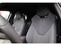 CUPRA Raval Business First Edition 56 kWh 211PK / 155kW, Apple Carplay & Android Auto, automatisch grootlichtassistent, verwarmbare voorstoelen, verwarmbaar multifunctioneel lederen stuurwiel, achteruitrijcamera (Rear View), parkeersensoren voor en achter (PDC), elektrisch verstelbare bestuurdersstoel met geheugen, elektrisch verstel-, verwarm- en inklapbare buitenspiegels, rijprofielen (Driving Profiles), keyless go & entry, DAB+ etc.