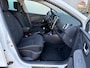 Renault Clio 0.9 TCe Limited Navigatie/Bluetooth/Parkeerhulp/Cruise-control