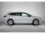 Toyota Corolla Touring Sports Hybrid 140 Dynamic | NL dealeronderhouden | Special Deal | Parkeersensoren voor+achter | Stoelverwarming | Draadloze telefoonlader | Apple CarPlay/Android Auto | Cruise Control Adaptive |  SL 94
