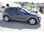 Hyundai Kona Electric EV Fashion 64 kWh Nederlandse auto/Stoelverwarming/Achteruitrijcamera/Apple carplay/Warmtepomp/Adaptieve cruise control/Lane assist/Dodehoek assistent/Climate control/Navigatie