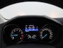 Ford Focus Wagon 1.0 Lease Edition Apple Carplay/Android Auto, Cruise control, Parkeersensor achter, Spraakbediening, Combineert een luxe uitstraling met veel comfort en een verrassend ruim interieur. Dankzij de royale bagageruimte en praktische indeling is deze stationwagen ideaal voor zowel dagelijks gebru
