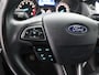 Ford Focus Wagon 1.0 Lease Edition Apple Carplay/Android Auto, Cruise control, Parkeersensor achter, Spraakbediening, Combineert een luxe uitstraling met veel comfort en een verrassend ruim interieur. Dankzij de royale bagageruimte en praktische indeling is deze stationwagen ideaal voor zowel dagelijks gebru