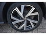 Volkswagen Polo 1.0 TSI 95PK DSG-7 R-Line | PANORAMADAK | TREKHAAK | 17 INCH | CAMERA | MATRIX LED | APP CONNECT | STOELVERW.