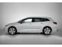 Toyota Corolla Touring Sports Hybrid 140 Dynamic | NL dealeronderhouden | Special Deal | Parkeersensoren voor+achter | Stoelverwarming | Draadloze telefoonlader | Apple CarPlay/Android Auto | Cruise Control Adaptive |