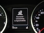 Volkswagen Tiguan 2.0 TDI SCR DSG Life AUTOMAAT | ADAPTIEVE CRUISE | STOELVERWARMING & STUUR | CAMERA | NAVIGATIE | TREKHAAK | APPLE CARPLAY | CLIMA | DAB| LMV | 12 MAANDEN BOVAG GARANTIE |
