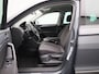 Volkswagen Tiguan 2.0 TDI SCR DSG Life AUTOMAAT | ADAPTIEVE CRUISE | STOELVERWARMING & STUUR | CAMERA | NAVIGATIE | TREKHAAK | APPLE CARPLAY | CLIMA | DAB| LMV | 12 MAANDEN BOVAG GARANTIE |