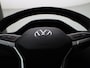 Volkswagen Tiguan 2.0 TDI SCR DSG Life AUTOMAAT | ADAPTIEVE CRUISE | STOELVERWARMING & STUUR | CAMERA | NAVIGATIE | TREKHAAK | APPLE CARPLAY | CLIMA | DAB| LMV | 12 MAANDEN BOVAG GARANTIE |
