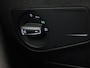 Volkswagen Tiguan 2.0 TDI SCR DSG Life AUTOMAAT | ADAPTIEVE CRUISE | STOELVERWARMING & STUUR | CAMERA | NAVIGATIE | TREKHAAK | APPLE CARPLAY | CLIMA | DAB| LMV | 12 MAANDEN BOVAG GARANTIE |
