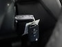 Volkswagen Tiguan 2.0 TDI SCR DSG Life AUTOMAAT | ADAPTIEVE CRUISE | STOELVERWARMING & STUUR | CAMERA | NAVIGATIE | TREKHAAK | APPLE CARPLAY | CLIMA | DAB| LMV | 12 MAANDEN BOVAG GARANTIE |