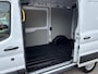 Ford Transit 350 2.0 TDCI L2H2 Trend | SCI 130pk | 3 zits | Voorruit verwarming | Cruise control | Parkeersensoren