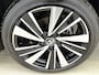 Toyota Corolla Touring Sports Hybrid 140 Dynamic | NL dealeronderhouden | Special Deal | Parkeersensoren voor+achter | Stoelverwarming | Draadloze telefoonlader | Apple CarPlay/Android Auto | Cruise Control Adaptive |