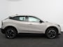 Alfa Romeo Junior Elettrica Automaat 156PK Adaptieve Cruise Control LMV 18 inch Full Led Matrix Parkeer sensoren Navigatie Apple Carplay / Android auto Climate Control