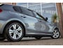 BMW 1-Serie 118i Executive | NL auto | 3e eigenaar | Achteruitrijcamera | Cruise control | Sportstuur | Climate control | Regensensor | Radio Professional | Lichtpakket | PDC | 16 inch