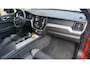 Volvo XC60 2.0 348pk T6 Plug-in hybrid AWD Inscription Pano.Dak LED Leder Elek.Trekhaak 21 inch LM *Fusion Red* 82362km! *NL auto*