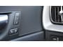 Volvo XC60 2.0 348pk T6 Plug-in hybrid AWD Inscription Pano.Dak LED Leder Elek.Trekhaak 21 inch LM *Fusion Red* 82362km! *NL auto*