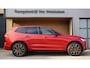 Volvo XC60 2.0 348pk T6 Plug-in hybrid AWD Inscription Pano.Dak LED Leder Elek.Trekhaak 21 inch LM *Fusion Red* 82362km! *NL auto*