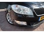 Skoda Fabia 1.2 TSI Ambition Automaat Schuifdak Sportstoelen Stoelverwarming Etc. Etc.