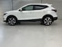 Nissan Qashqai 1.3 DIG-T Tekna / Dealer Onderhouden / All Seasonbanden / Navigatie / Panoramadak / 360 Graden Camera / Half Lederen Bekleding / Apple CarPlay/Android Auto / Stoelverwarming / Adaptive Cruise Control / Climate Control /