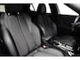 Peugeot e-2008 EV GT 50 kWh | Achteruitrijcamera | Afwijkende dakkleur | Airco (automatisch)