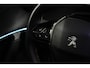 Peugeot e-2008 EV GT 50 kWh | Achteruitrijcamera | Afwijkende dakkleur | Airco (automatisch)