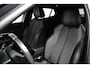 Peugeot e-2008 EV GT 50 kWh | Achteruitrijcamera | Afwijkende dakkleur | Airco (automatisch)