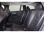 Volvo V60 T6 Recharge AWD Plus Dark - Panorama/schuifdak - IntelliSafe Assist & Surround - 360º Camera - Verwarmde voorstoelen, stuur & achterbank - Parkeersensoren voor & achter - Elektr. bedienb. voorstoelen met geheugen - High Performance audio - Extra getint glas - 18' LMV