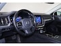 Volvo V60 T6 Recharge AWD Plus Dark - Panorama/schuifdak - IntelliSafe Assist & Surround - 360º Camera - Verwarmde voorstoelen, stuur & achterbank - Parkeersensoren voor & achter - Elektr. bedienb. voorstoelen met geheugen - High Performance audio - Extra getint glas - 18' LMV
