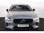 Volvo V60 T6 Recharge AWD Plus Dark - Panorama/schuifdak - IntelliSafe Assist & Surround - 360º Camera - Verwarmde voorstoelen, stuur & achterbank - Parkeersensoren voor & achter - Elektr. bedienb. voorstoelen met geheugen - High Performance audio - Extra getint glas - 18' LMV