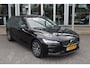 Volvo V60 B4 198PK Automaat Plus Dark | Schuif/kanteldak | Trekhaak | El. Stoelen | Draadloze telefoonlader | BLIS | Pilot Assist |