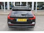 Volvo V60 B4 198PK Automaat Plus Dark | Schuif/kanteldak | Trekhaak | El. Stoelen | Draadloze telefoonlader | BLIS | Pilot Assist |