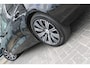 Volvo V60 B4 198PK Automaat Plus Dark | Schuif/kanteldak | Trekhaak | El. Stoelen | Draadloze telefoonlader | BLIS | Pilot Assist |