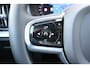 Volvo V60 T8 455PK Automaat Plug-in hybrid AWD Ultra Dark | Head-up | Schuif/kanteldak | Trekhaak | Pilot Assist | BLIS | H&K Audio |