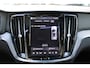Volvo V60 T8 455PK Automaat Plug-in hybrid AWD Ultra Dark | Head-up | Schuif/kanteldak | Trekhaak | Pilot Assist | BLIS | H&K Audio |