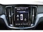 Volvo V60 T8 455PK Automaat Plug-in hybrid AWD Ultra Dark | Head-up | Schuif/kanteldak | Trekhaak | Pilot Assist | BLIS | H&K Audio |