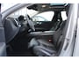 Volvo V60 T8 455PK Automaat Plug-in hybrid AWD Ultra Dark | Head-up | Schuif/kanteldak | Trekhaak | Pilot Assist | BLIS | H&K Audio |