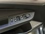 Volkswagen Golf 1.0 eTSI 110pk DSG Life Virtual Cockpit Sfeerverlichting Navigatie Parkeersensoren