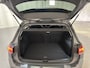 Volkswagen Golf 1.0 eTSI 110pk DSG Life Virtual Cockpit Sfeerverlichting Navigatie Parkeersensoren