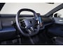 Volvo EX30 Extended Range Plus 69 kWh - Climate Pack - Adaptive Cruise Control - Parkeersensoren voor & achter - Extra getint glas - 19' LMV