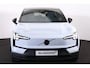 Volvo EX30 Extended Range Plus 69 kWh - Climate Pack - Adaptive Cruise Control - Parkeersensoren voor & achter - Extra getint glas - 19' LMV