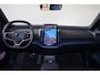Volvo EX30 Extended Range Plus 69 kWh - Climate Pack - Adaptive Cruise Control - Parkeersensoren voor & achter - Extra getint glas - 19' LMV