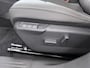 Fiat 600 600e La Prima | 10,25" touchscreen radio met Bluetooth, DAB & USB | Automatische airconditioning | Extra getint glas achter