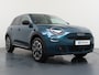 Fiat 600 600e La Prima | 10,25" touchscreen radio met Bluetooth, DAB & USB | Automatische airconditioning | Extra getint glas achter