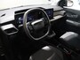 Ford Transit Courier E-Transit Limited 46 kWh 136pk! 17'' LICHTMETALEN VELGEN, WINTERPACK, CLIMATE CONTROL, ACHTERUITRIJ CAMERA + PARKEERSENSOREN VOOR, DRIVER ASSISTANCE PACK INCL. NAVIGATIE, 16'' RESERVEWIEL, LED LAADRUIMTEVERLICHTING , LAADVLOERBESCHERMING, RUBBER , TREKHAAK