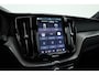 Volvo XC60 2.0 T6 Plug-in hybrid AWD Ultimate Black Edition | Rijklaar!! | Pano | Adapt. Cruise | Memory | Stoel- Stuurverw. | 360cam | Keyless