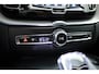 Volvo XC60 2.0 T6 Plug-in hybrid AWD Ultimate Black Edition | Rijklaar!! | Pano | Adapt. Cruise | Memory | Stoel- Stuurverw. | 360cam | Keyless