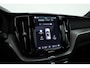 Volvo XC60 2.0 T6 Plug-in hybrid AWD Ultimate Black Edition | Rijklaar!! | Pano | Adapt. Cruise | Memory | Stoel- Stuurverw. | 360cam | Keyless